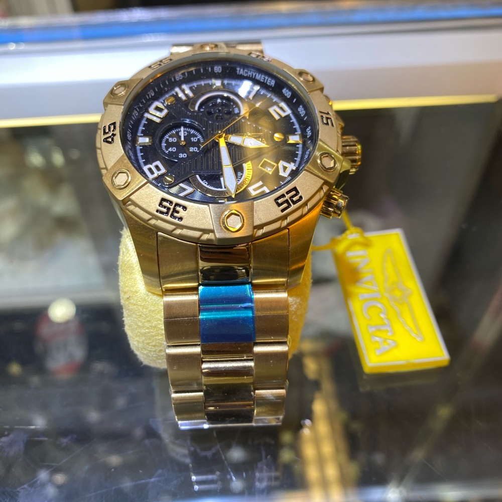 Watch - Picture 2 of 5